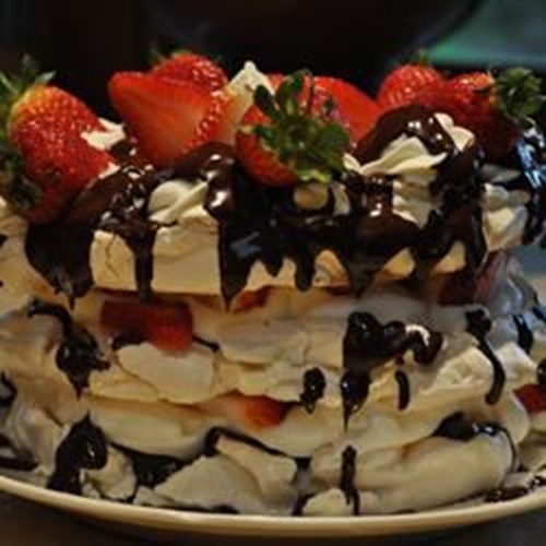 Meringue Cake with Whipped…