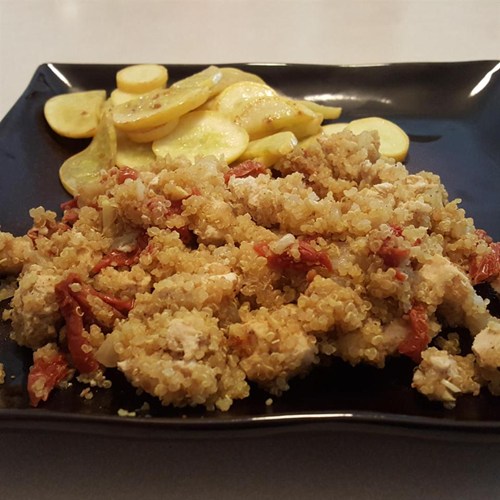 Rice Cooker Chicken Quinoa with Sun-dried Tomatoes